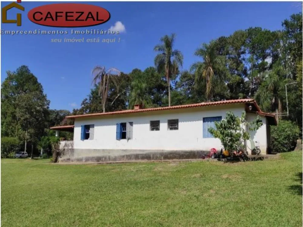 Casa, 3 quartos, 329 m² - Foto 1