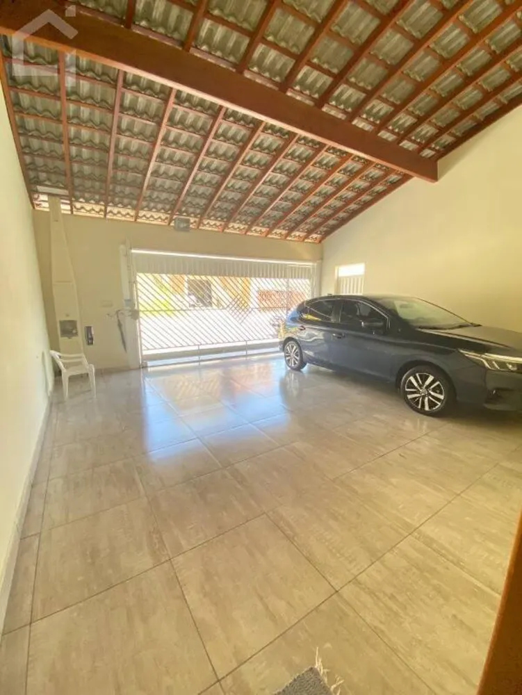 Casa, 3 quartos, 248 m² - Foto 2