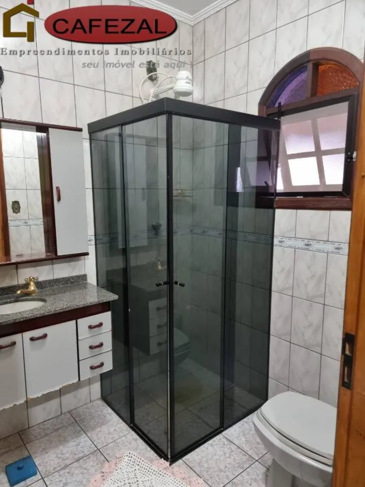 Casa, 4 quartos, 325 m² - Foto 9