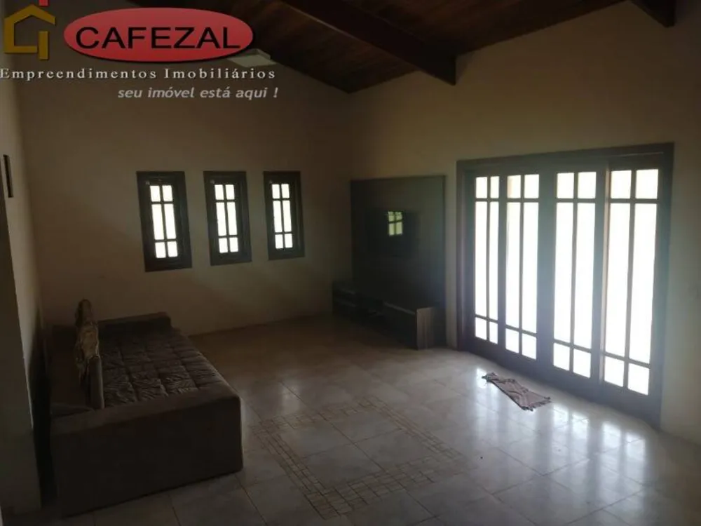 Casa, 3 quartos, 380 m² - Foto 3