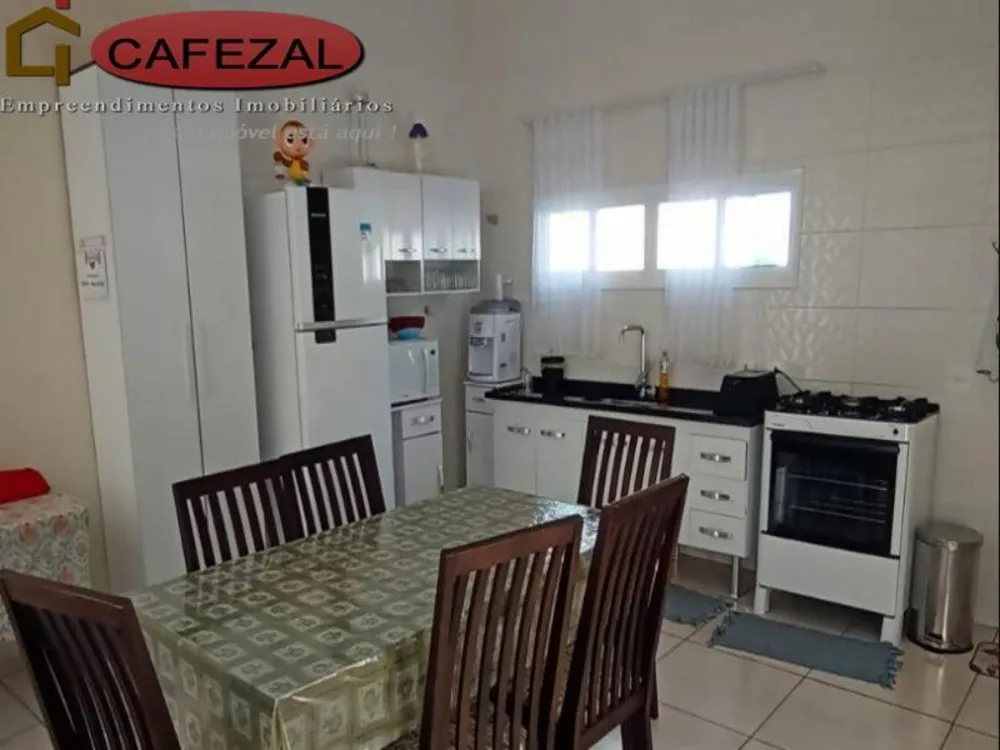 Casa, 4 quartos, 221 m² - Foto 8