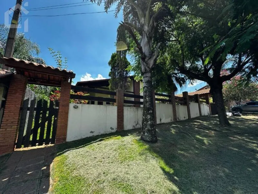 Casa, 5 quartos, 331 m² - Foto 1