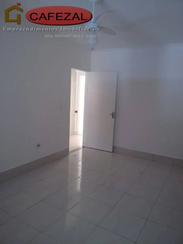 Casa, 2 quartos, 180 m² - Foto 5