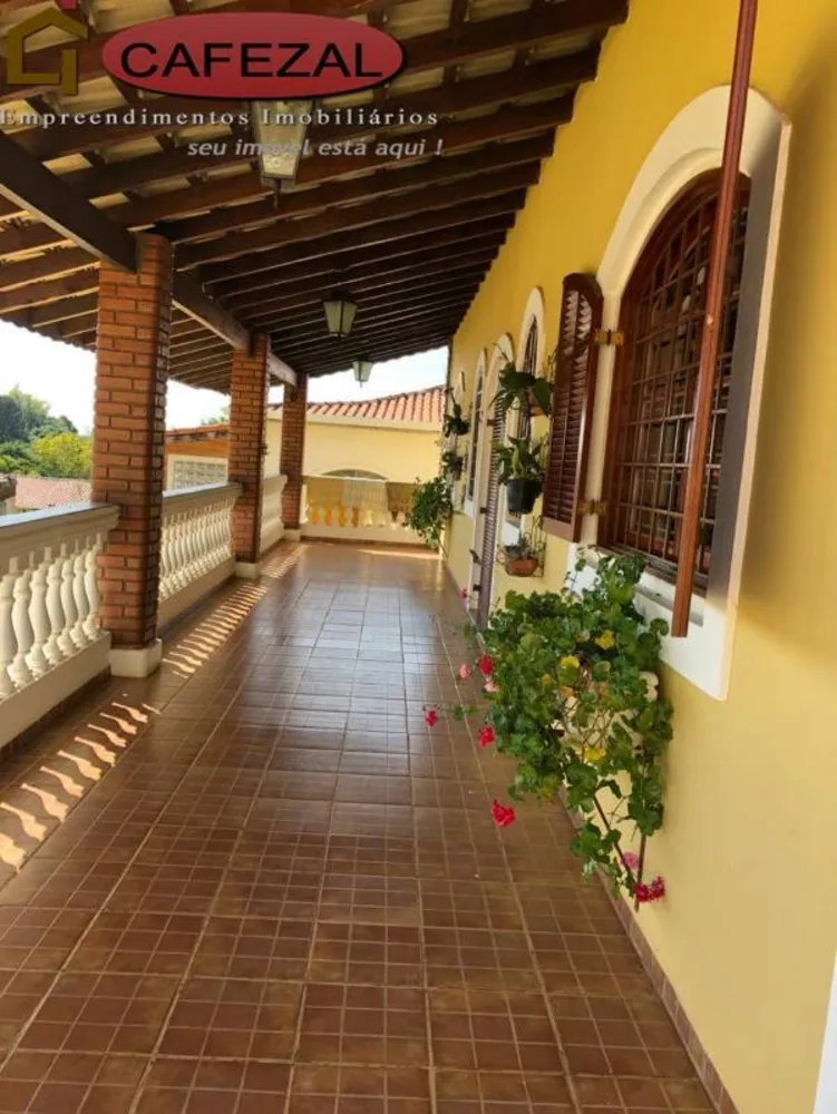 Casa, 4 quartos, 680 m² - Foto 1