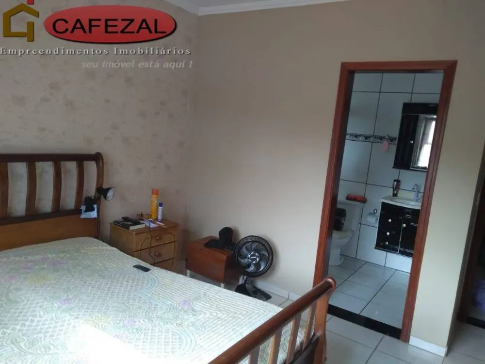 Casa, 3 quartos, 300 m² - Foto 11
