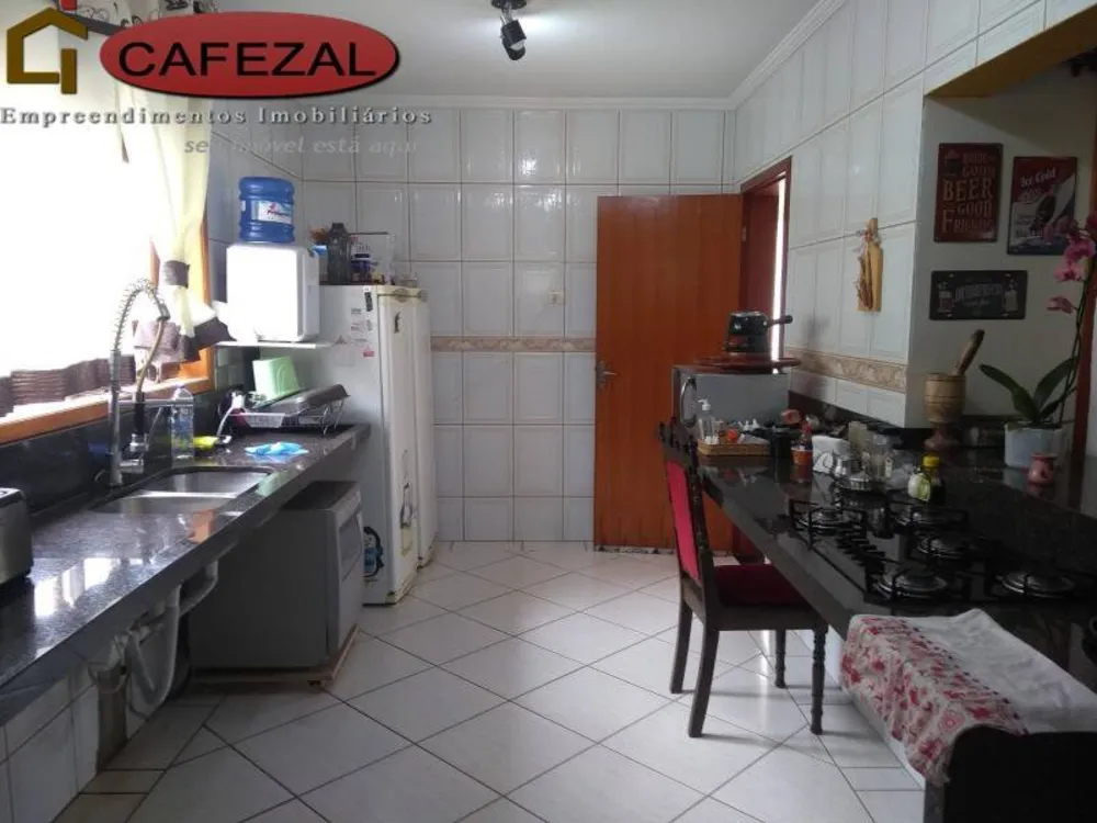 Casa, 3 quartos, 300 m² - Foto 6