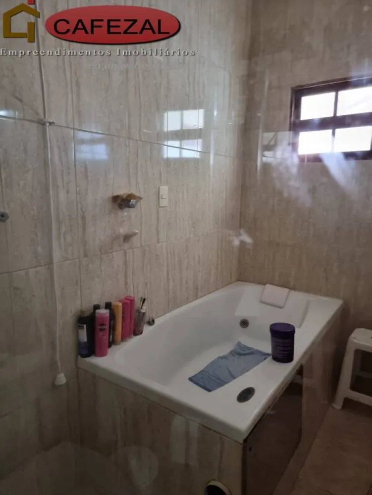 Casa, 3 quartos, 250 m² - Foto 9