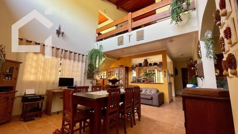 Casa, 3 quartos, 338 m² - Foto 6