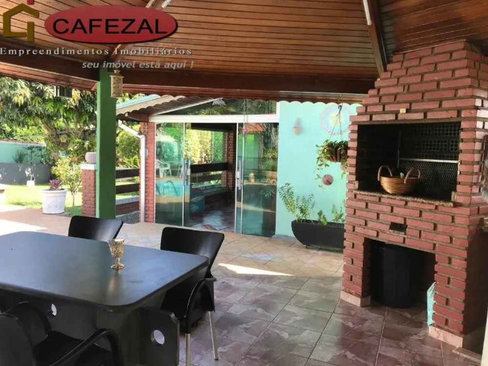 Casa, 5 quartos, 379 m² - Foto 4