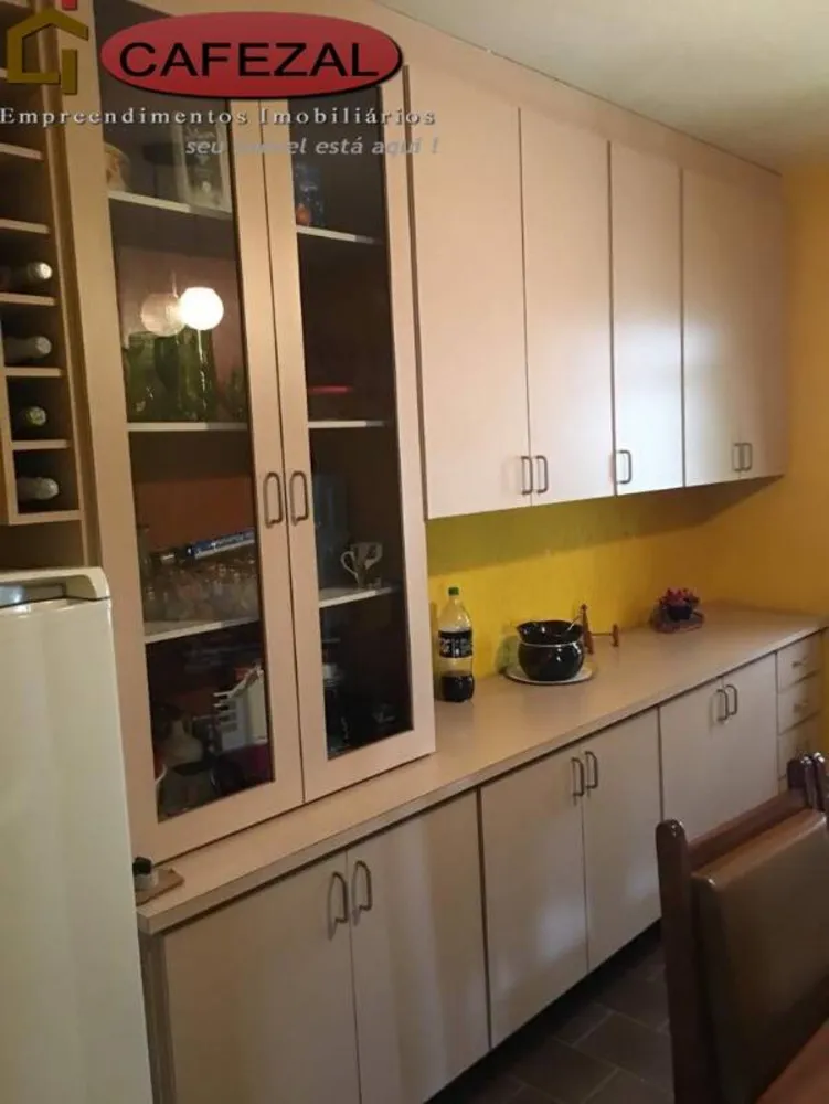 Casa, 3 quartos, 248 m² - Foto 6