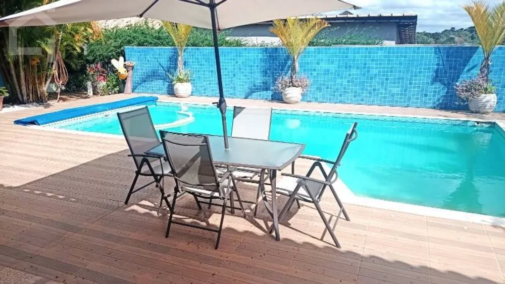 Casa, 3 quartos, 299 m² - Foto 1