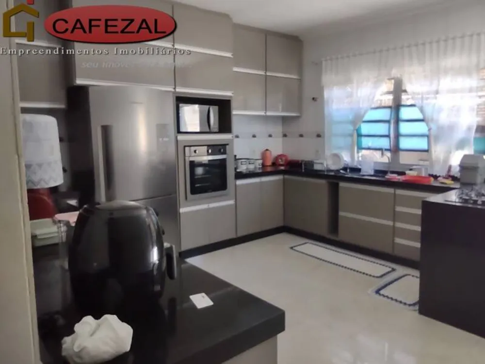 Casa, 5 quartos, 230 m² - Foto 6