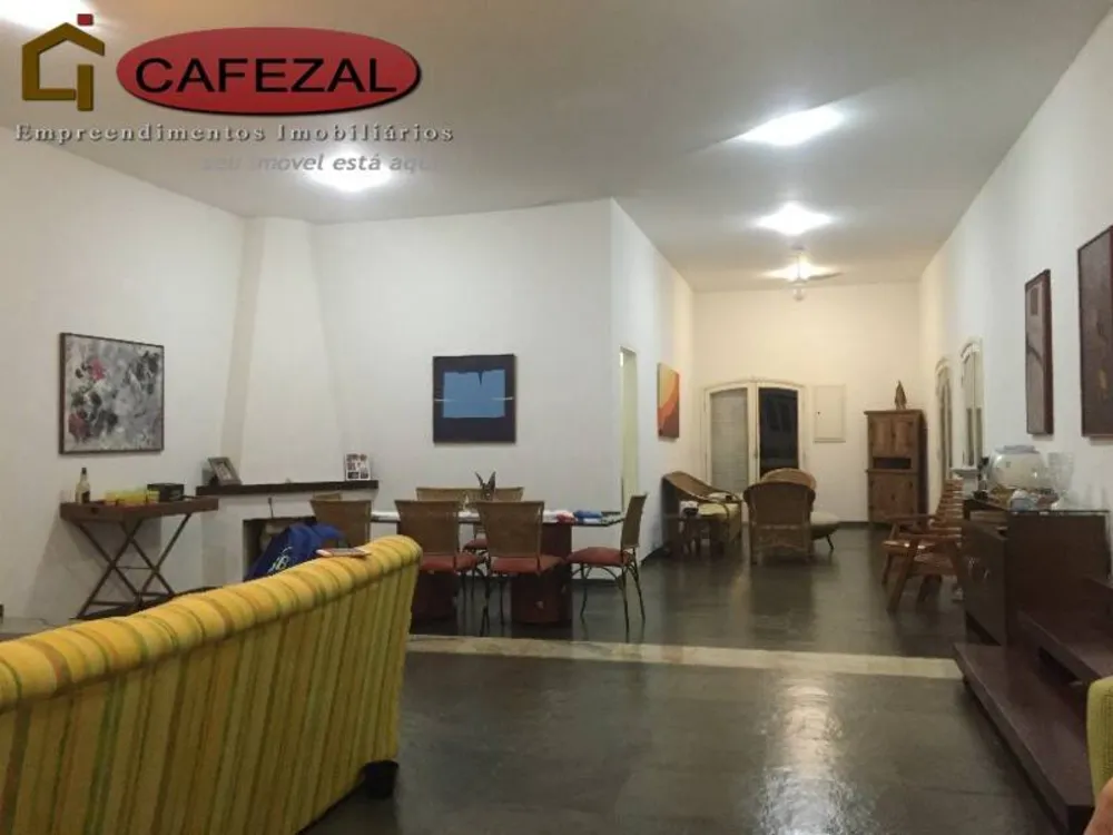 Casa, 4 quartos, 355 m² - Foto 2