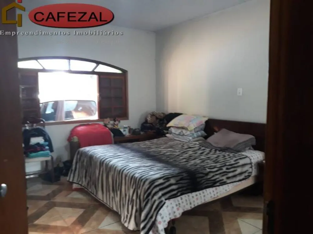 Casa, 3 quartos, 250 m² - Foto 9