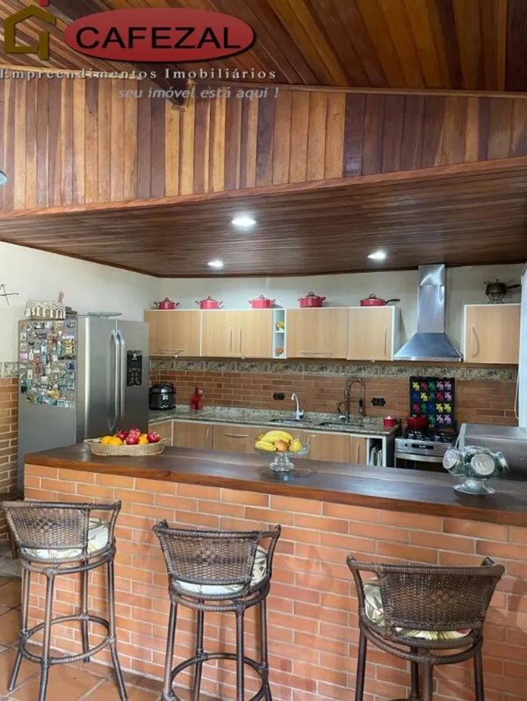 Casa, 5 quartos, 370 m² - Foto 2
