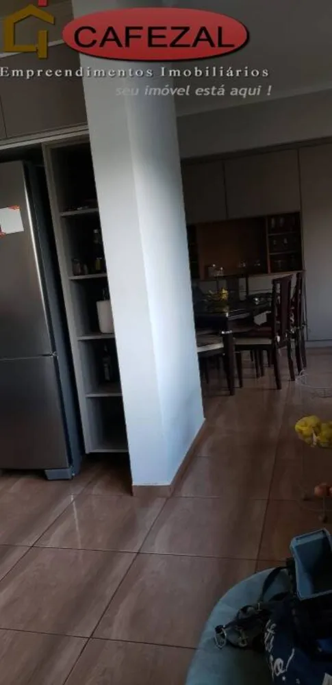 Casa, 4 quartos, 256 m² - Foto 4