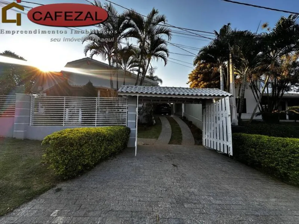Casa, 3 quartos, 275 m² - Foto 1