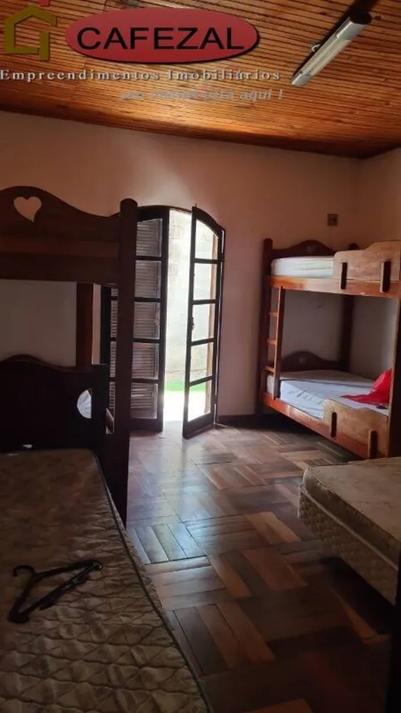 Casa, 4 quartos, 330 m² - Foto 10
