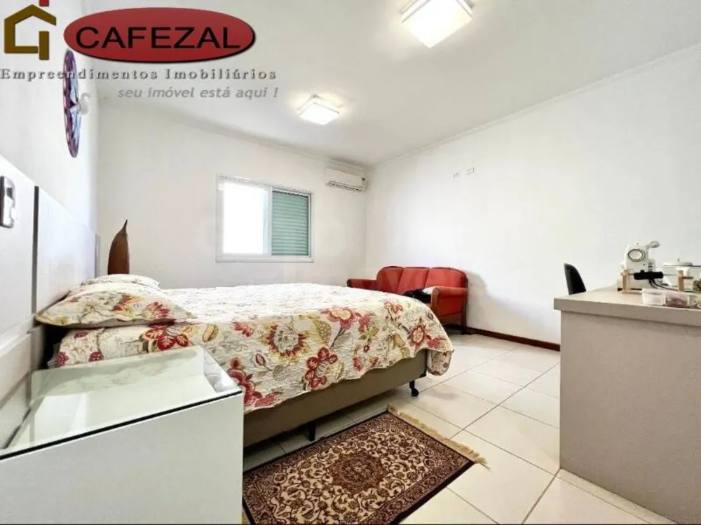Casa, 3 quartos, 303 m² - Foto 12
