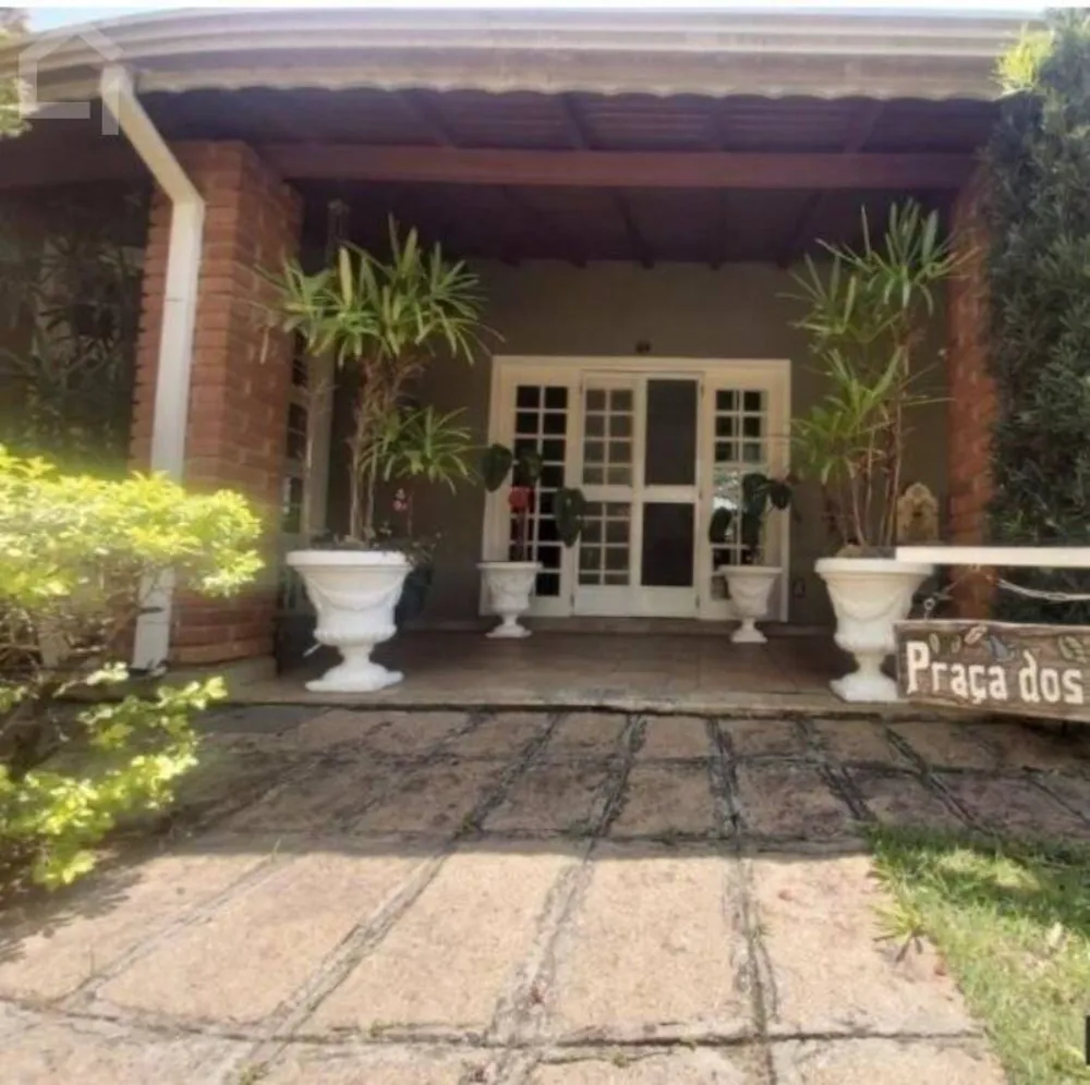 Casa, 3 quartos, 260 m² - Foto 1