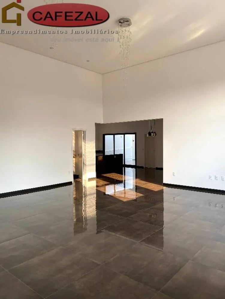 Casa, 3 quartos, 300 m² - Foto 9