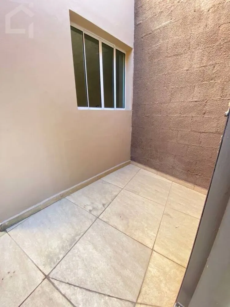 Casa, 6 quartos, 200 m² - Foto 9