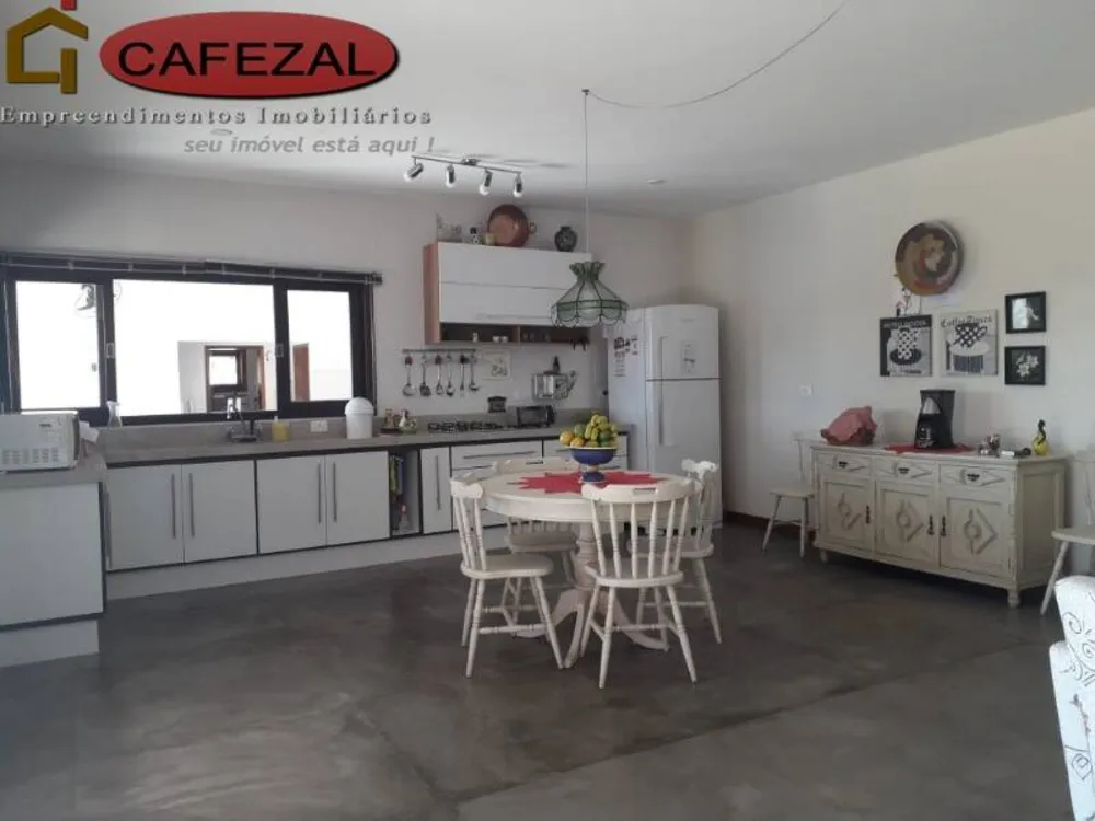 Casa, 3 quartos, 220 m² - Foto 9