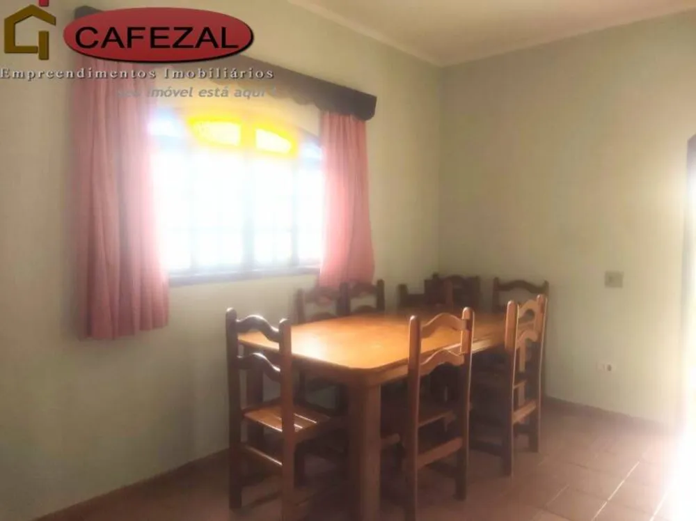 Casa, 3 quartos, 218 m² - Foto 11