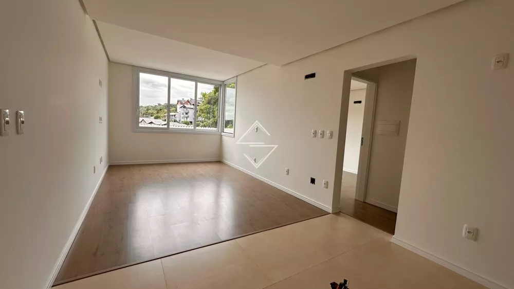 Apartamento à venda com 2 quartos, 71m² - Foto 4