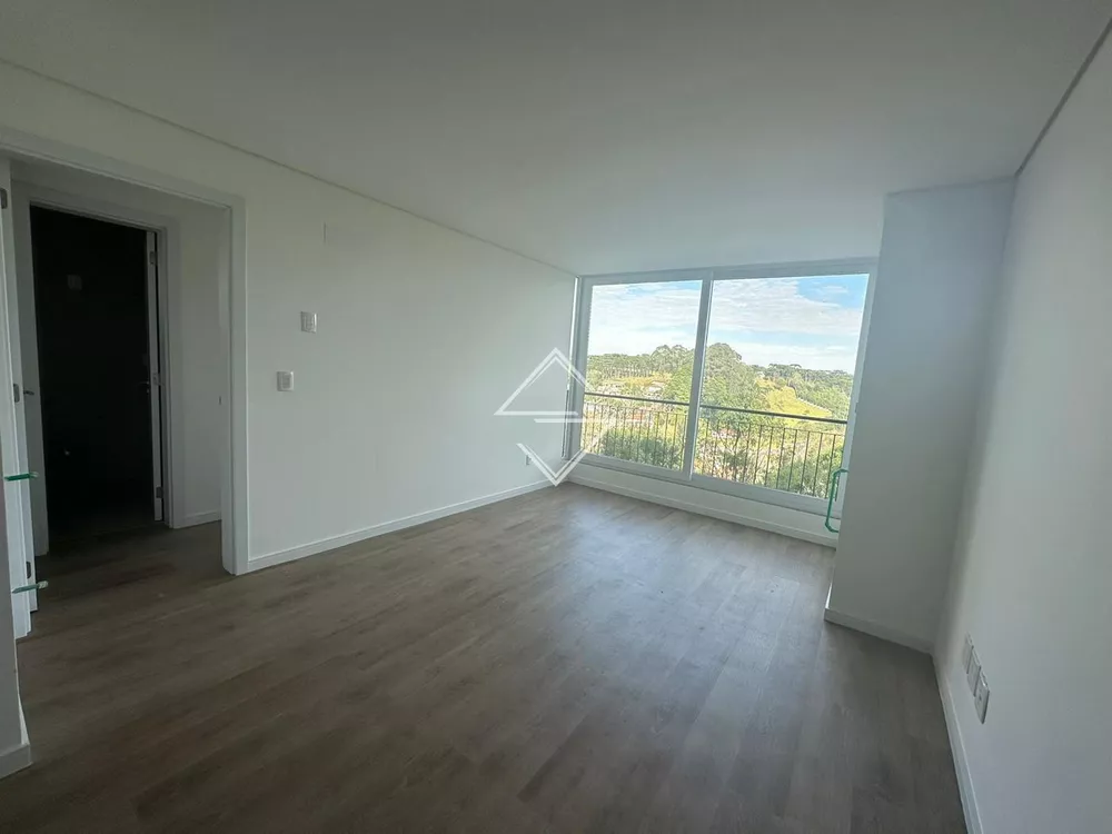 Apartamento à venda com 2 quartos, 73m² - Foto 1