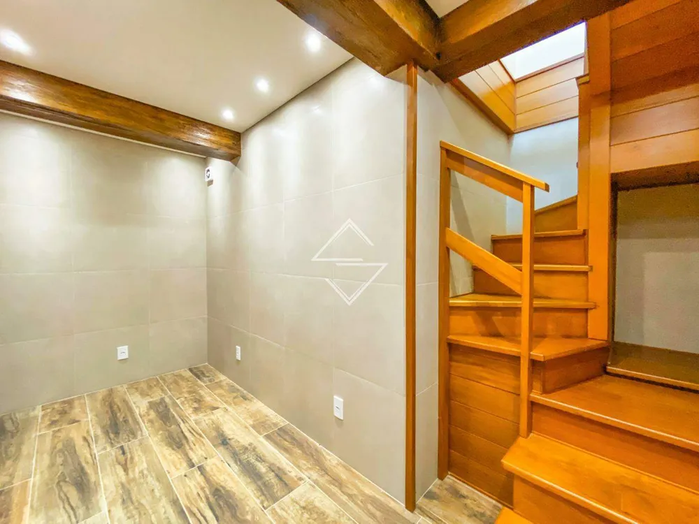 Casa, 4 quartos, 324 m² - Foto 31