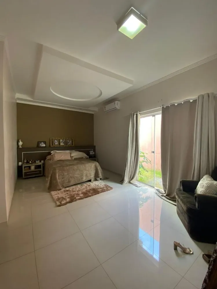 Casa, 3 quartos, 213 m² - Foto 1
