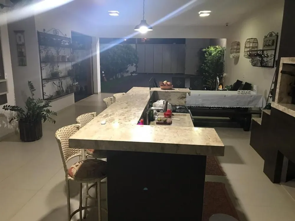 Casa, 3 quartos, 213 m² - Foto 11