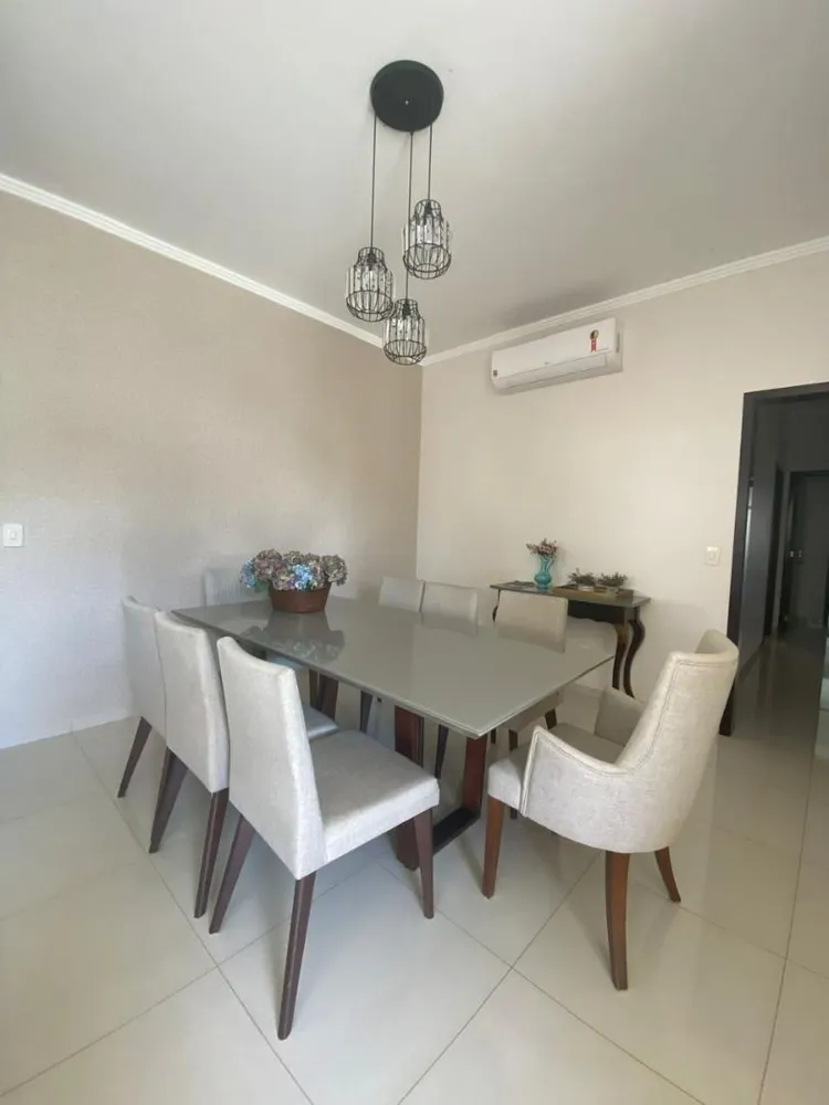 Casa, 3 quartos, 213 m² - Foto 4