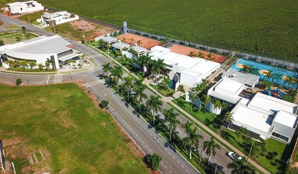 Loteamento e Condomínio, 593 m² - Foto 2