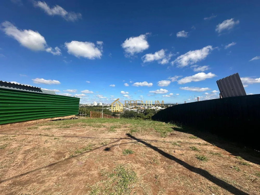 Loteamento e Condomínio, 330 m² - Foto 1
