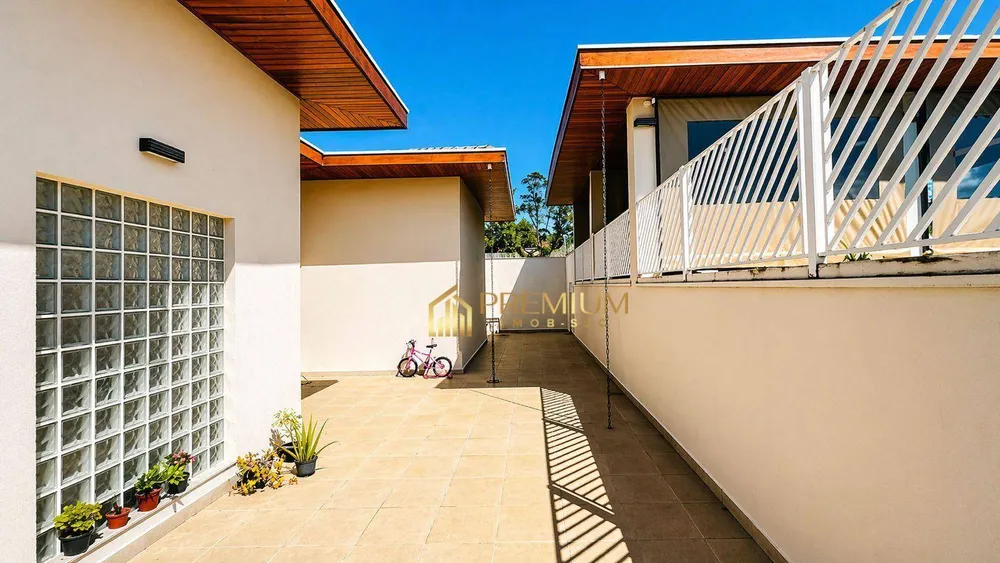 Sobrado, 3 quartos, 419 m² - Foto 2
