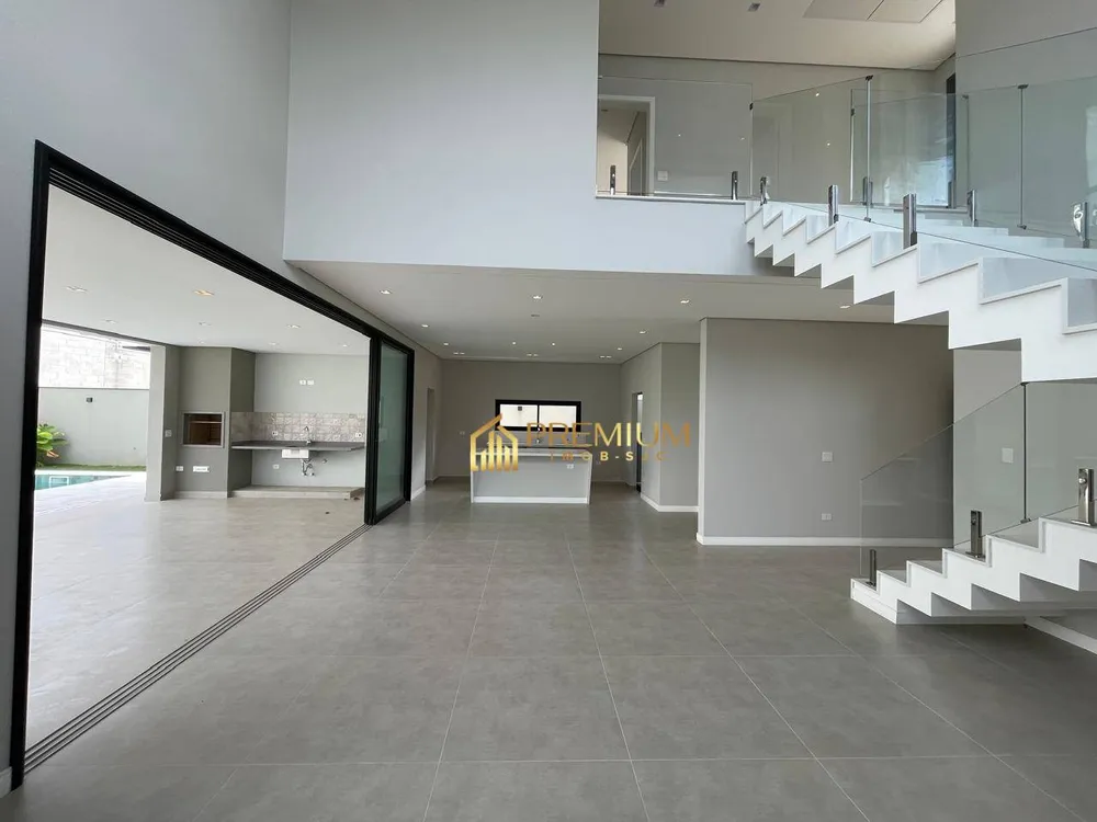 Sobrado, 4 quartos, 300 m² - Foto 1