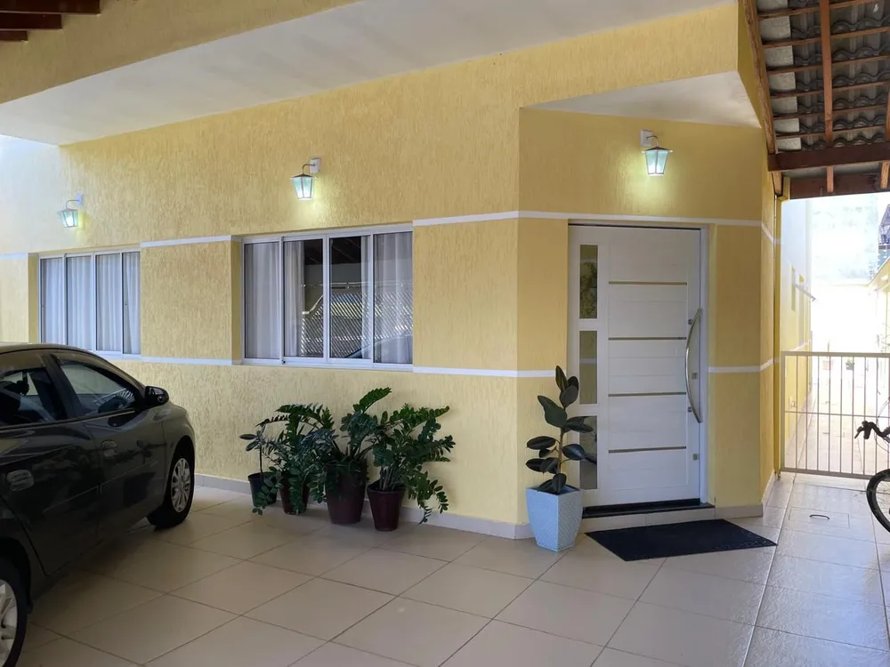 Sobrado, 3 quartos, 316 m² - Foto 1