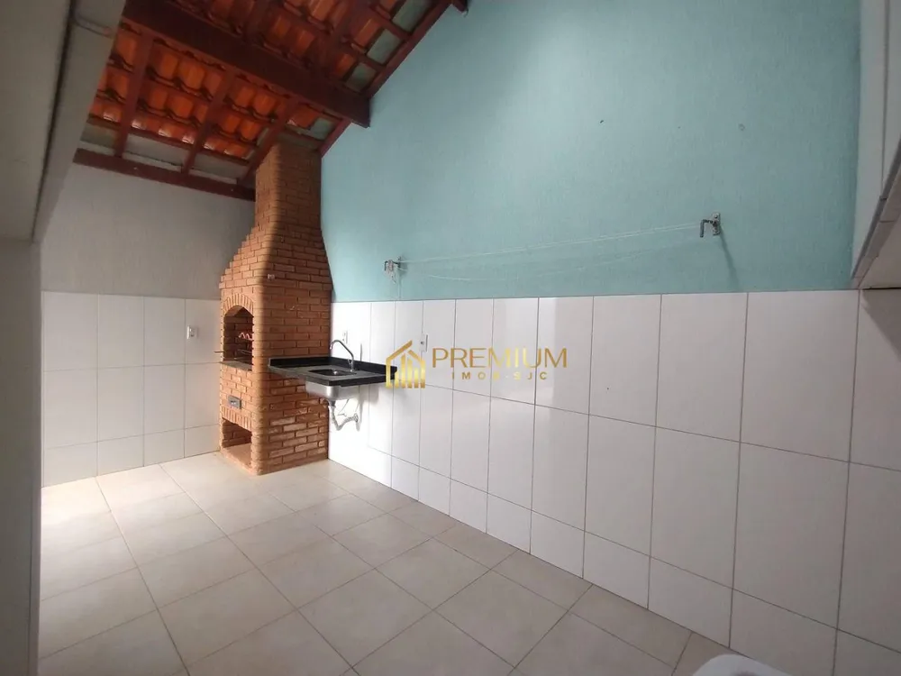 Casa, 3 quartos, 132 m² - Foto 2