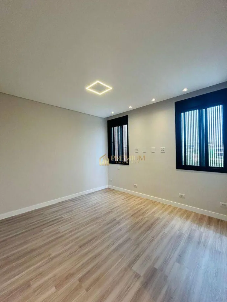 Sobrado, 4 quartos, 390 m² - Foto 1