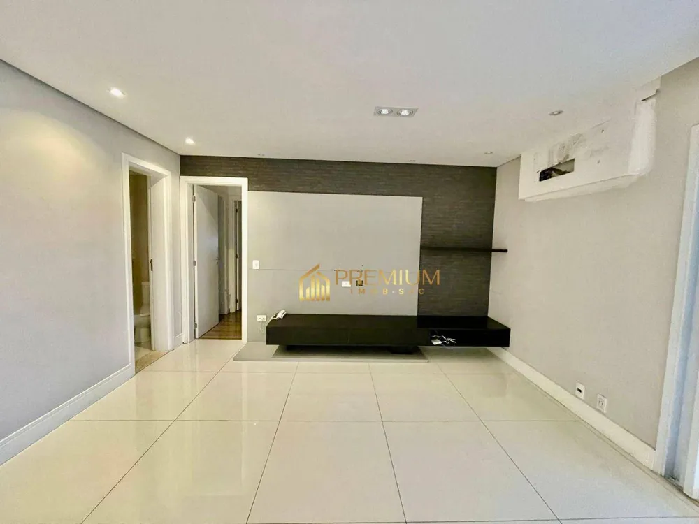 Apartamento, 3 quartos, 140 m² - Foto 2