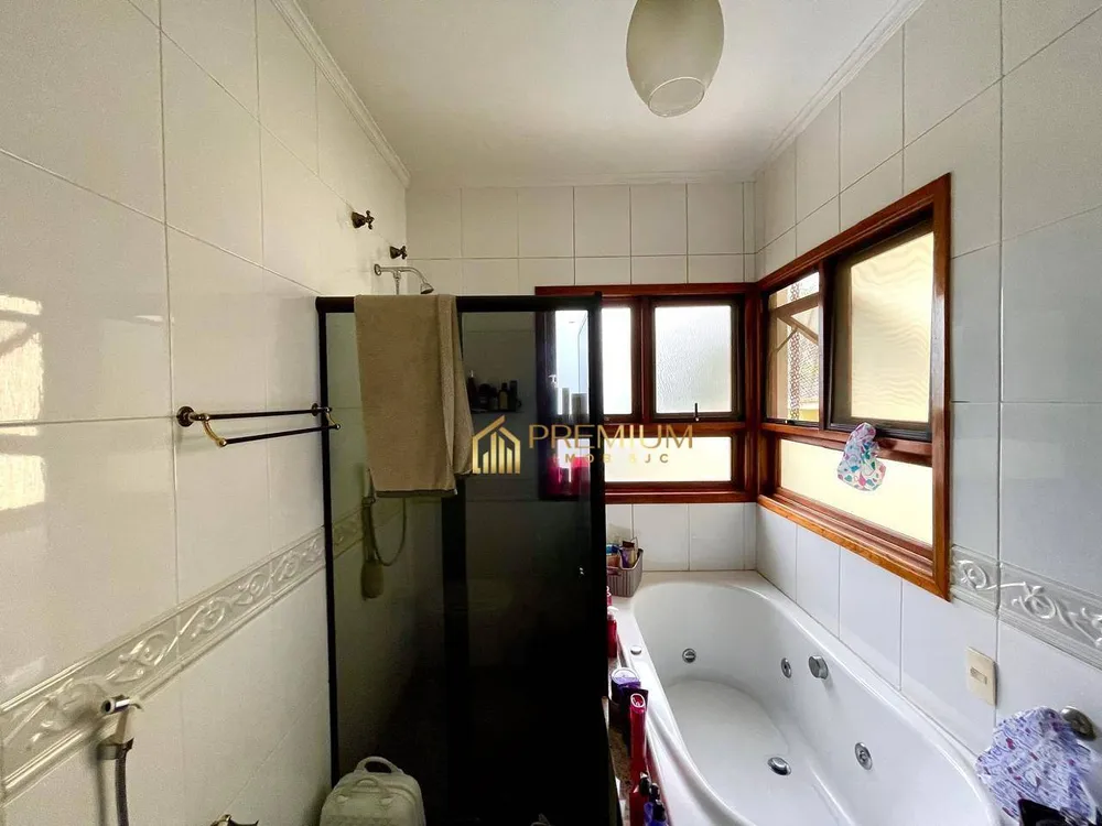 Sobrado, 4 quartos, 270 m² - Foto 4