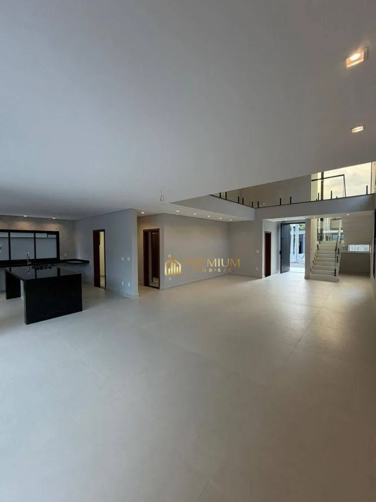 Sobrado, 4 quartos, 412 m² - Foto 3