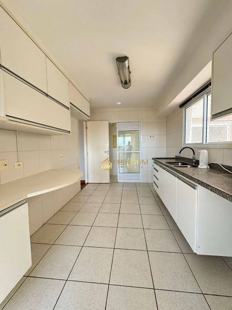 Apartamento, 3 quartos, 167 m² - Foto 3