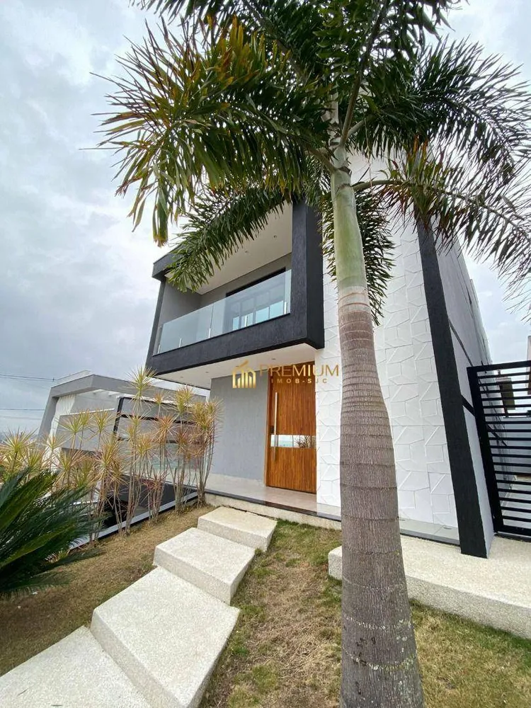 Sobrado, 3 quartos, 291 m² - Foto 2
