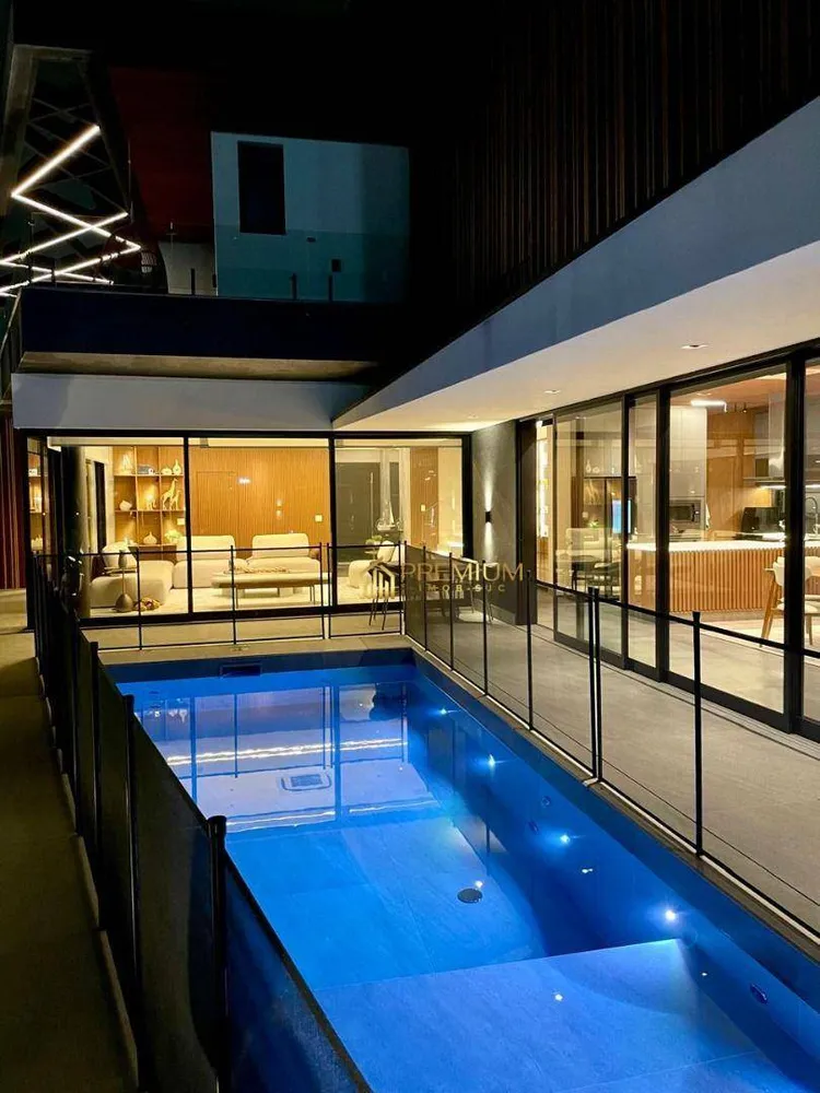 Sobrado, 4 quartos, 470 m² - Foto 1