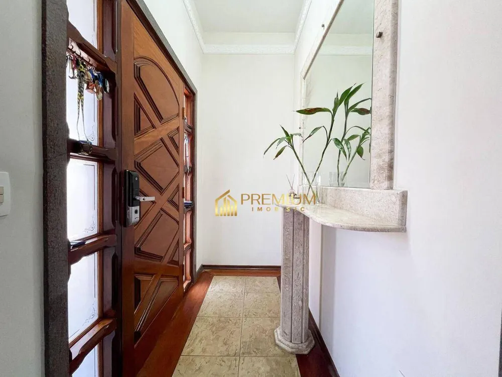 Sobrado, 4 quartos, 322 m² - Foto 1