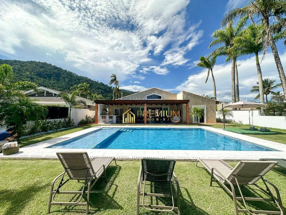 Casa de Condomínio, 5 quartos - Foto 1