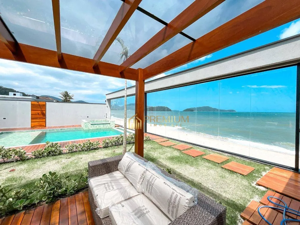 Casa, 3 quartos, 236 m² - Foto 2